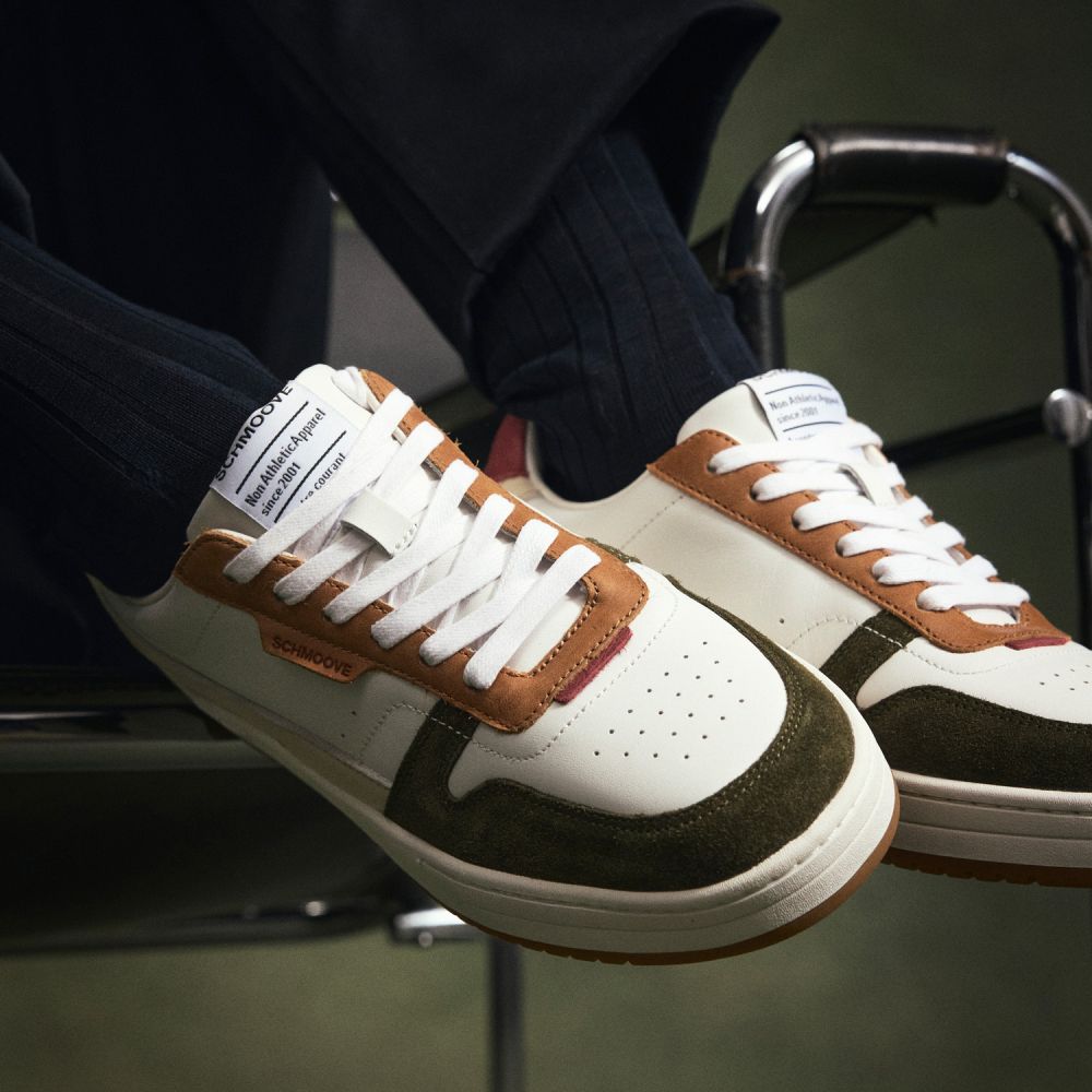 BROOKLYN PREPPY M - NAPPA/SDE/CRAZY - WHITE/KHAKI/RED BROOKLYN PREPPY M - NAPPA/SDE/CRAZY - WHITE/KHAKI/RED