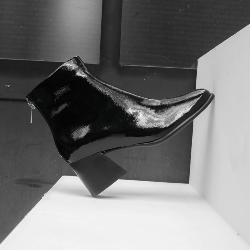 SKARA BOOTS W - WRINKLED PATENT - BLACK SKARA BOOTS W - WRINKLED PATENT - BLACK