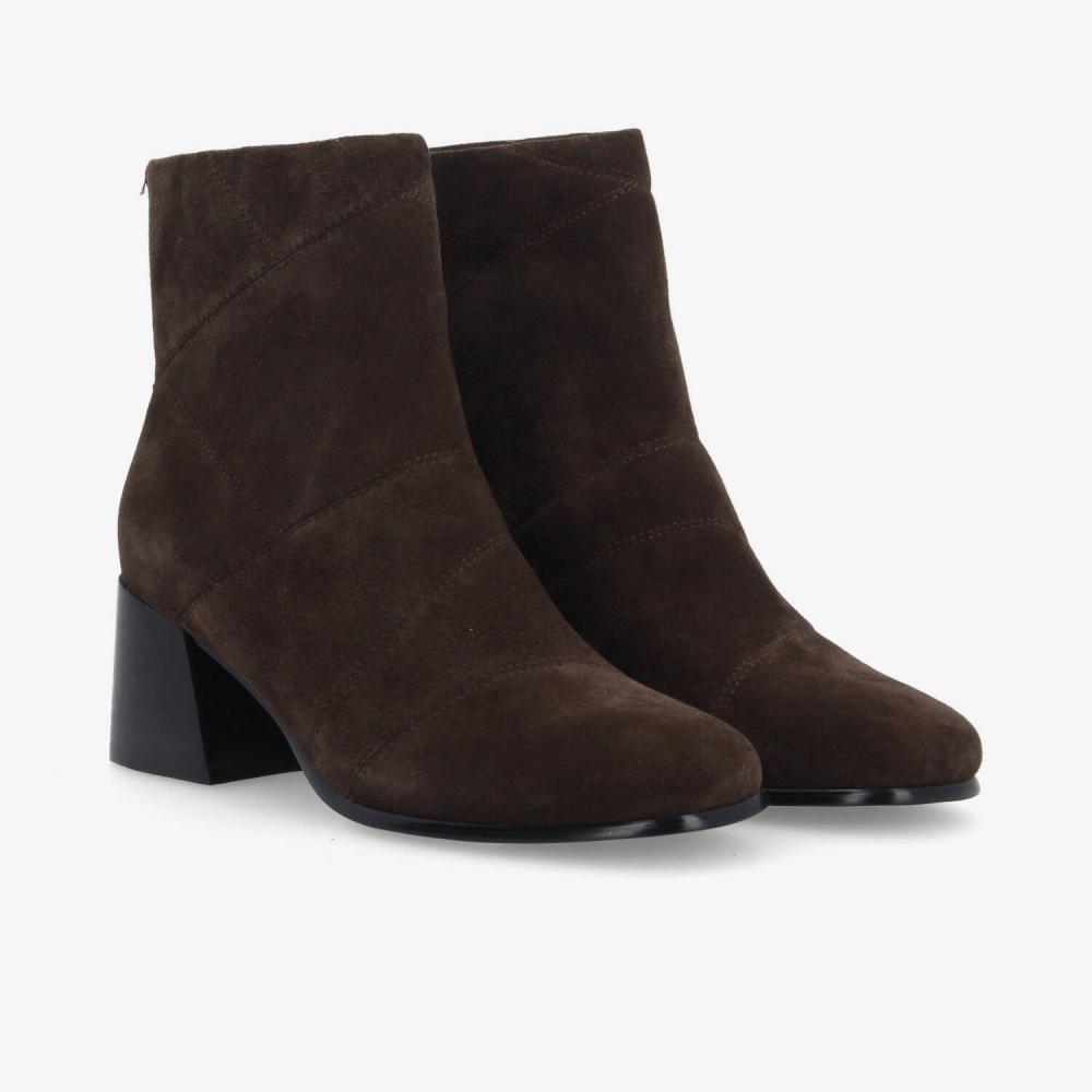 SKARA PATCH BOOTS W - COW SUEDE - DARK BROWN